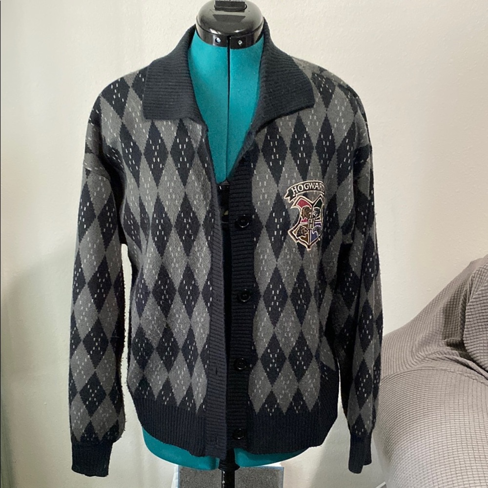 Harry Potter Hogwarts black and grey diamond patterned cardigan sweater - Picture 1 of 8